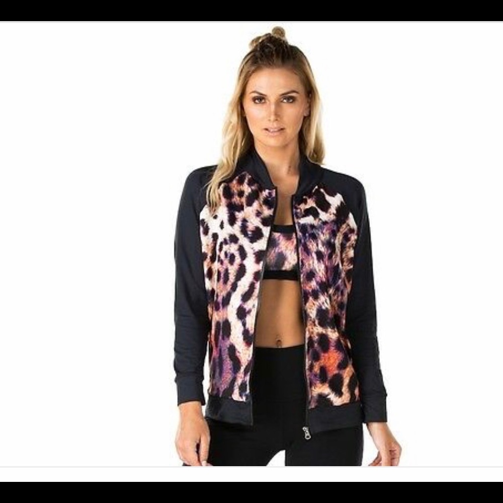 Jacket sports activewear size SM